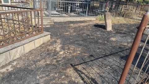Qəbiristanlığı yandıran şəxslər saxlanıldı