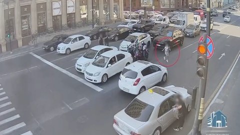 Keçid olmayan yoldan keçən piyadalara XƏBƏRDARLIQ