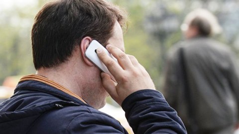 Telefonda icra başçısını təhqir etdi&nbsp;- Cərimələndi