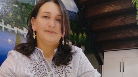 43 yaşında 9-cu sinif məzunu oldu &ndash; Şəhla Mirzəyevanın uğur hekayəsi