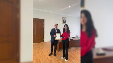 Mahir Süleymanlı Şabranda yüksək bal toplayan tələbələrlə görüşdü