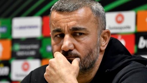 Qurban Qurbanov hücumçu transfer etməmələrinin səbəbini açıqladı