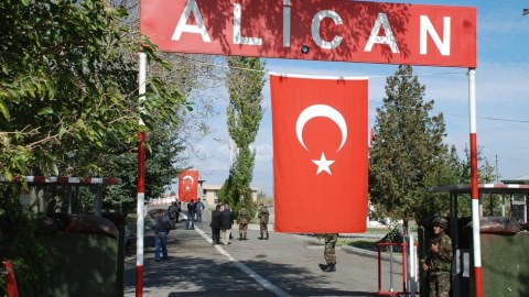 Türkiyə ilə Ermənistan ilk dəfə heyətlərarası görüşəcək