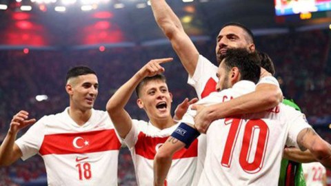 Türkiyə millisi İspaniya yığması ilə QARŞILAŞACAQ