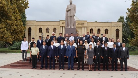 Samuxda yüksək balla qəbul olan olan tələbələrlə görüş keçirildi - FOTO