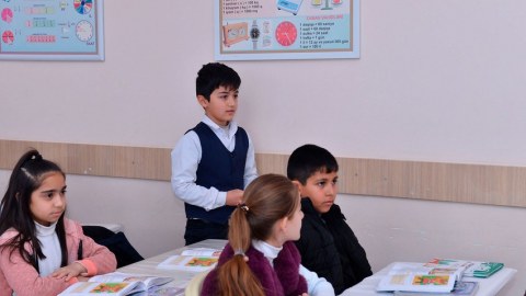 Yeni tədris ili ilə bağlı sürücülərə müraciət edildi