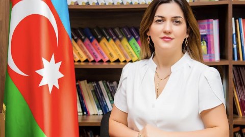 Bakıda məktəb direktoru işdən çıxdı - Səbəbi özü açıqladı