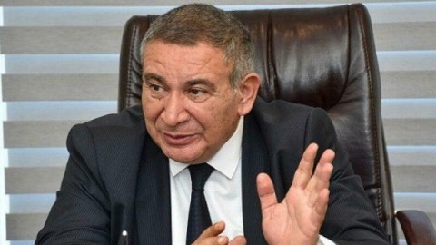 &ldquo;...pusquda dayanıb gözləyirlər ki...&rdquo; -&nbsp;Rəşad Məcid çağırış etdi