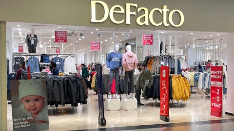 “DeFacto” Azərbaycandakı mağazalarını bağlayır?