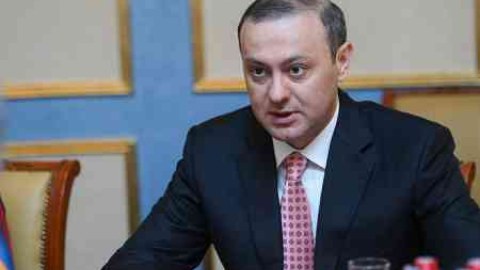 Armen Qriqoryan Almaniyaya gedir