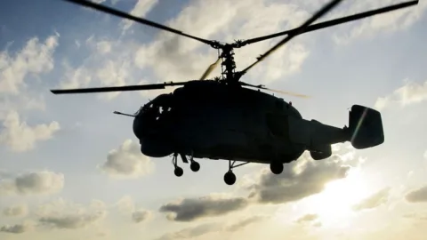 Əfqanıstanda nazir və qubernatoru aparan helikopter qəzaya uğradı