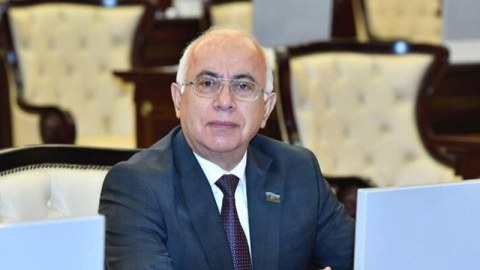 Komitə sədrindən&nbsp;65 yaşına çatan müəllimlərlə bağlı TƏKLİF