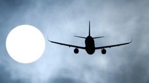 Latviya Belarus və Rusiya ilə hava məkanını bağlayır