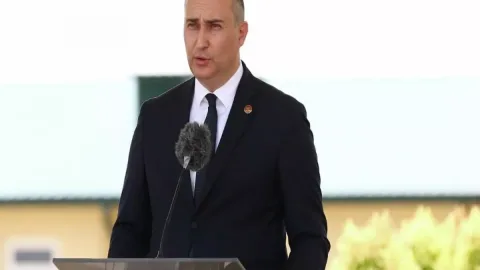Gürcüstanın sabiq müdafiə naziri tutuldu