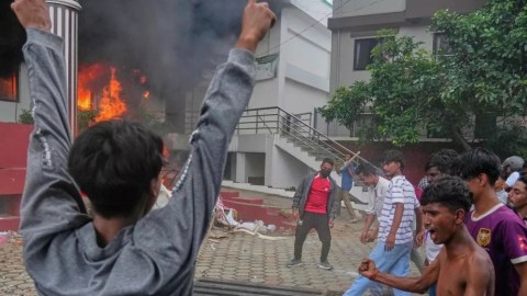 Nepalda iğtişaşlar - 50 nəfər öldü