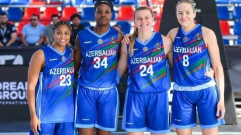 Qadın basketbolçularımız&nbsp;ikinci oldu