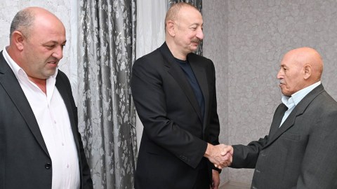 İlham Əliyev&nbsp;Qırmızı Bazarda&nbsp;- FOTOLAR&nbsp;