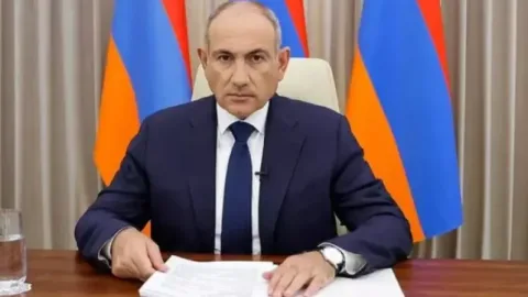 Bizi &ldquo;satqın&rdquo; adlandırırırlar - PAŞİNYAN