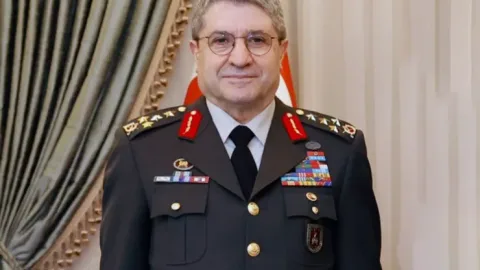 Selçuk Bayraktaroğlu Azərbaycana gəldi