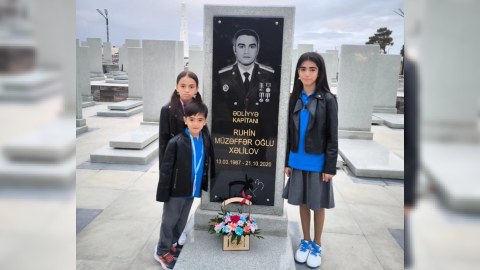 Şəhid oğlu 1-ci sinfə atasının məzarı yanından getdi - FOTO