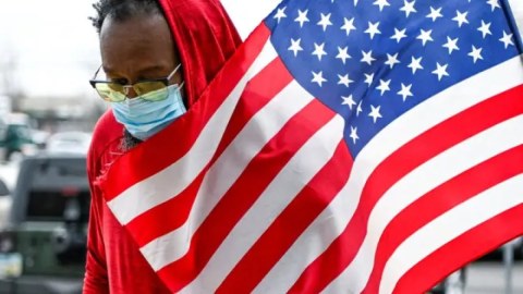Amerikalılar siyasi zorakılıqdan narahatdır