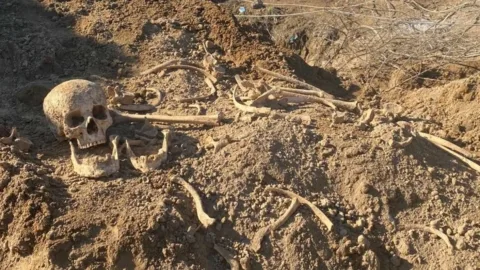 Qubada insan sümükləri tapıldı