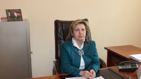 Məktəbdə pul yığdığı iddia edilən məktəb direktorunun səs yazısı ARAŞDIRILIR