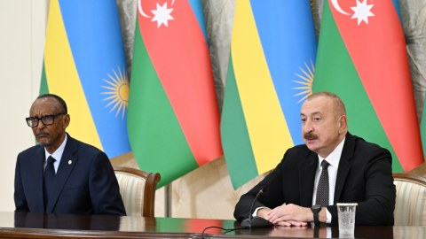 Prezidentlər&nbsp;mətbuata bəyanat verdilər: Ruanda yaxşı tərəfdaşdır