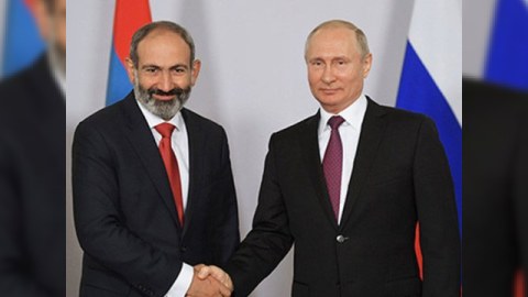 Putin Paşinyanı təbrik etdi