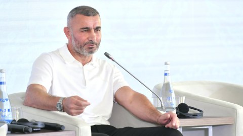 Futbol investisiya qoyulmağın tərəfdarıyam