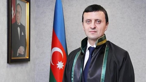 Adnan Əhmədzadənin vəkili işdən çıxarılıb