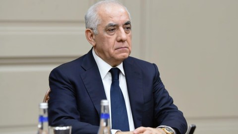 Əli Əsədov Prezidentin müraciətini oxudu