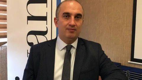 Azər Niftiyev mətbuat katibi təyin edildi
