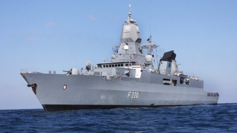 Rus təyyarələri Almaniya gəmilərini izlədi