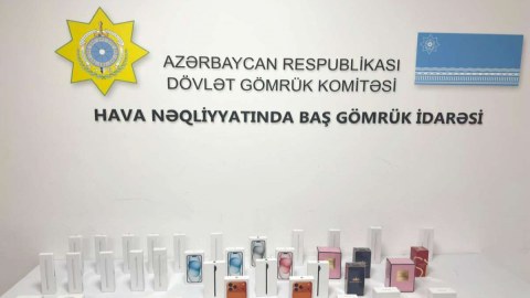 Azərbaycana&nbsp;qanunsuz "İphone 17" keçirmək istədi -&nbsp;TUTULDU