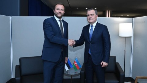 Ceyhun Bayramov həmkarı ilə danışıqlar apardı
