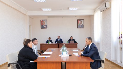 Nazir Rəşad Nəbiyev Oğuzda vətəndaşları qəbul edib&nbsp;-&nbsp;FOTOLAR