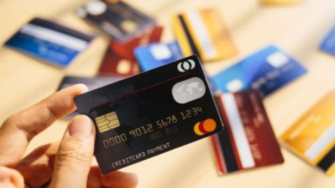Azərbaycanda 21 milyondan çox bank kartı var
