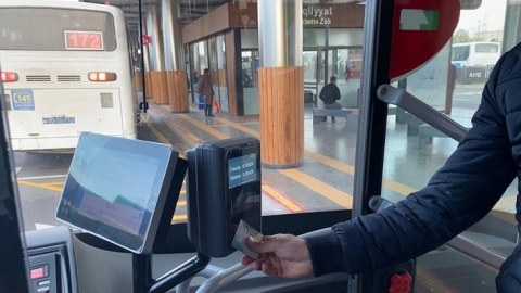 İctimai nəqliyyatda yeni qiymət bu tarixdə qüvvəyə minir