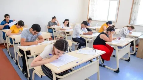 Xaricidə ali təhsil almış şəxslər üçün imtahan keçirildi