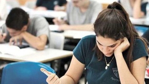 Kolleclərə qəbulun nəticələri elan olundu