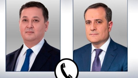 Ceyhun Bayramov keçmiş həmkarına zəng etdi
