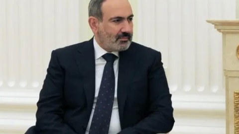 Qalib gələcəyimizə əminəm - Paşinyan