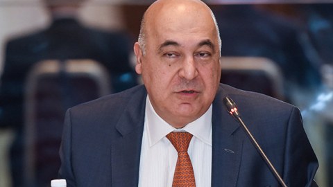 Azərbaycanda 3000 yazıçı var