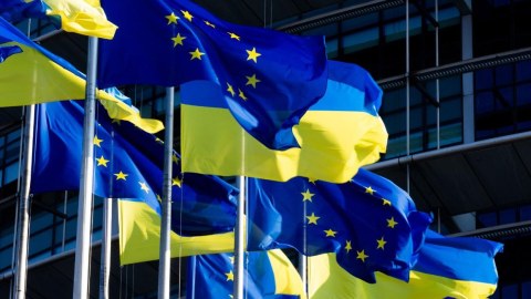 Ukraynaya daha 4 milyard avro verildi