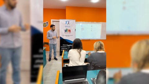 ARTSHOPAZ platforması təqdim edildi