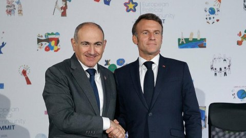 Paşinyan Makronla Zəngəzur dəhlizini&nbsp;müzakirə etdi