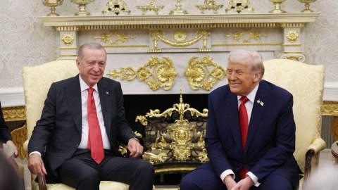 Ərdoğan Trampla danışıqlar apardı