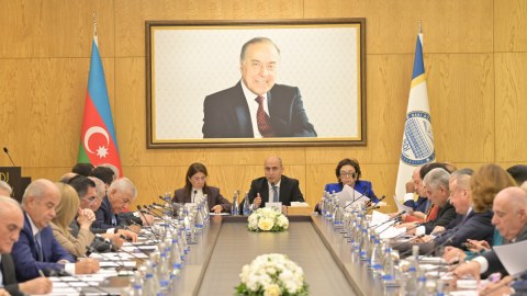 Emin Əmrullayev rektorları topladı - Universitetlərdəki vəziyyət müzakirə olundu