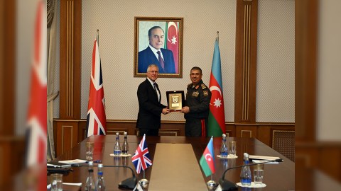Zakir Həsənov Britaniyanın ölkəmizdəki səfiri ilə görüşüb